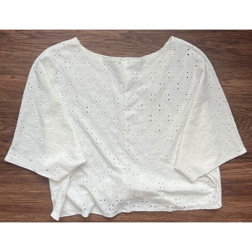 Caution To The Wind White Eyelet Crop Top Dolman Sleeve Floral Cutout Large - Picture 5 of 5
